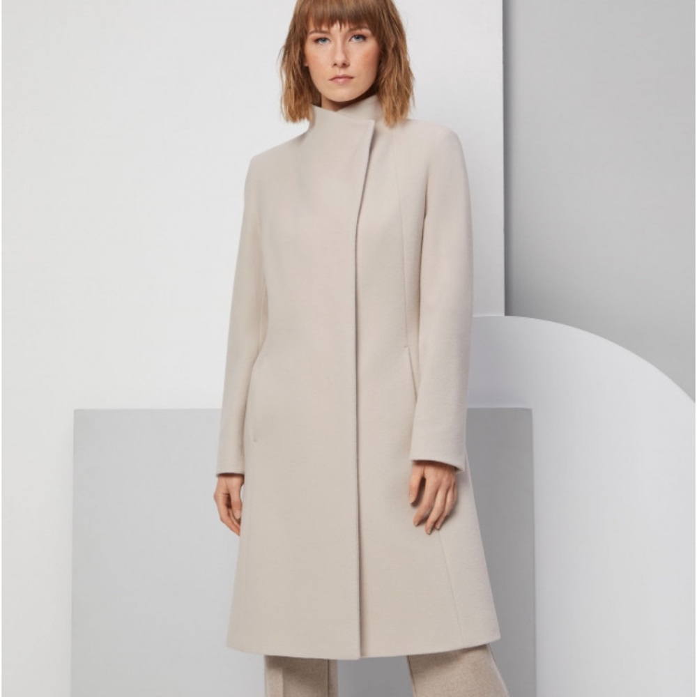 Cinzia Rocca Wool and Cashmere Coat - size US 2 - eggshell